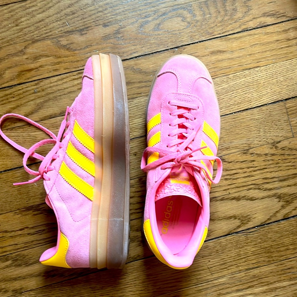 Women's GAZELLE BOLD Pink and Orange - Thick Sole Samba